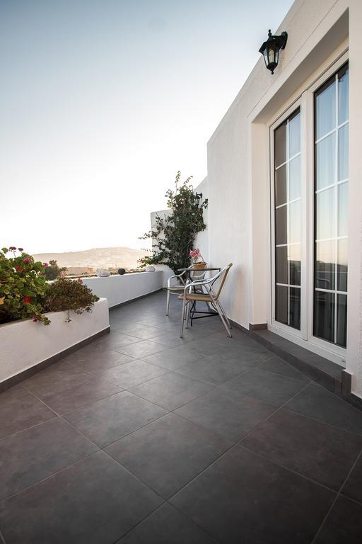 Iliovasilema Santorini Ακρωτήρι