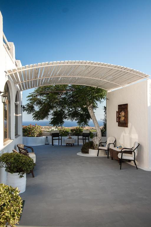 Iliovasilema Santorini Hotel 3*