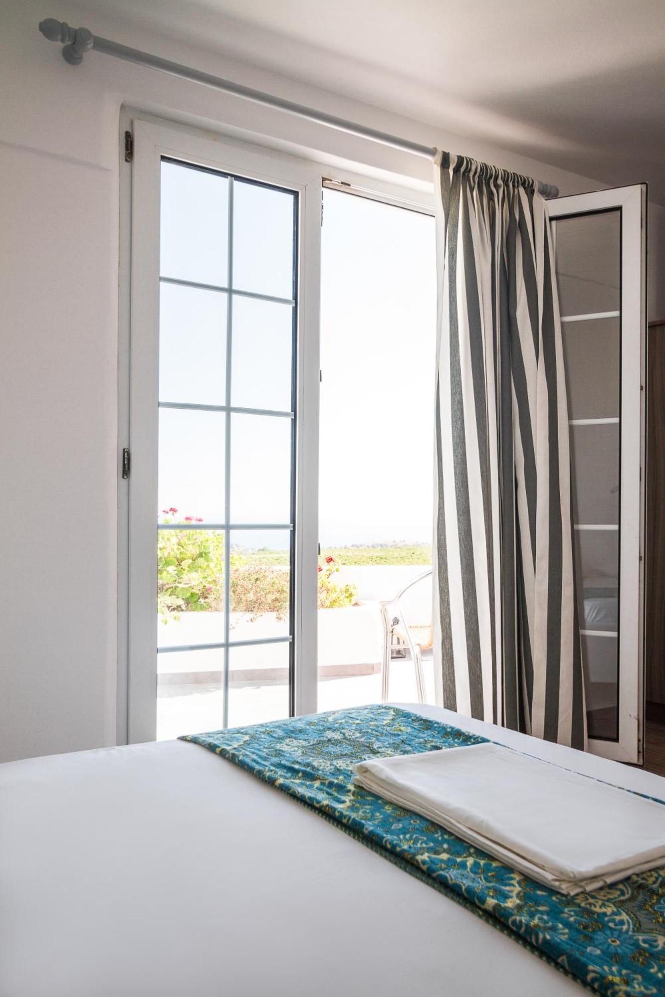 Iliovasilema Santorini Hotel Akrotírion