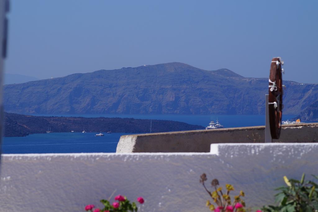 Iliovasilema Santorini 3* Akrotírion