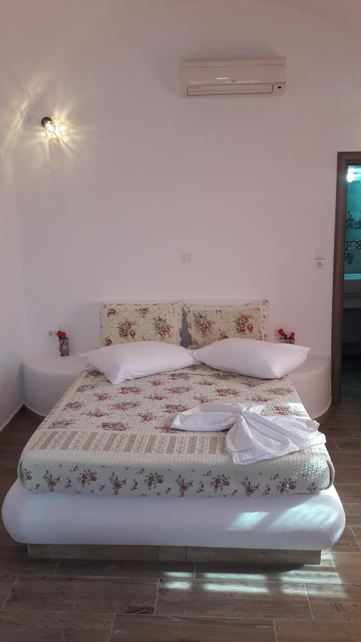 Iliovasilema Santorini Hotel 3*